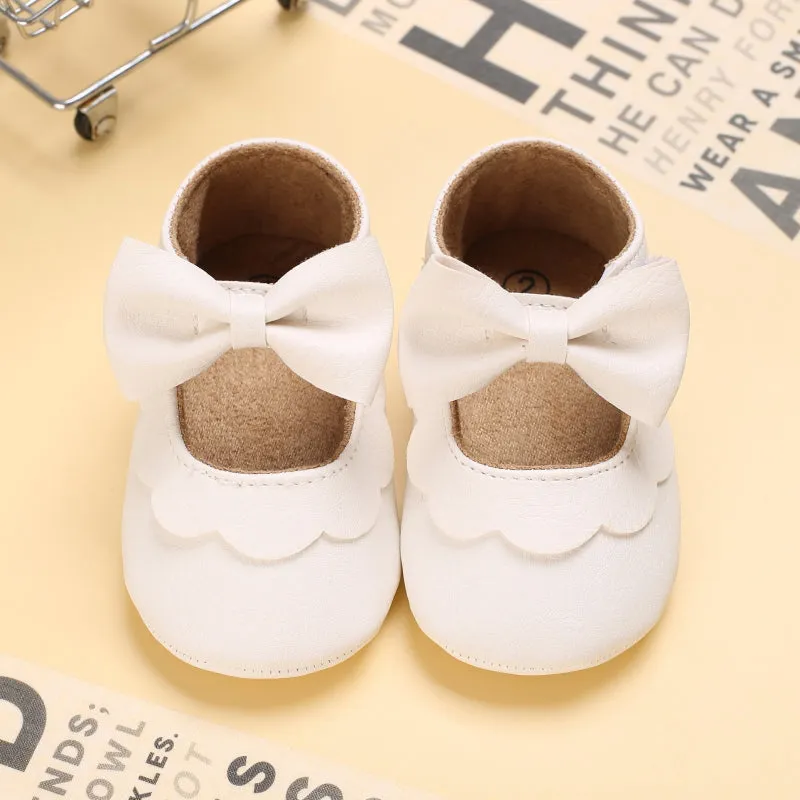 Baby / Toddler White Bowknot Decor Velcro Closure Prewalker Shoes