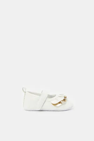 Baby White Embellished Pram Shoe