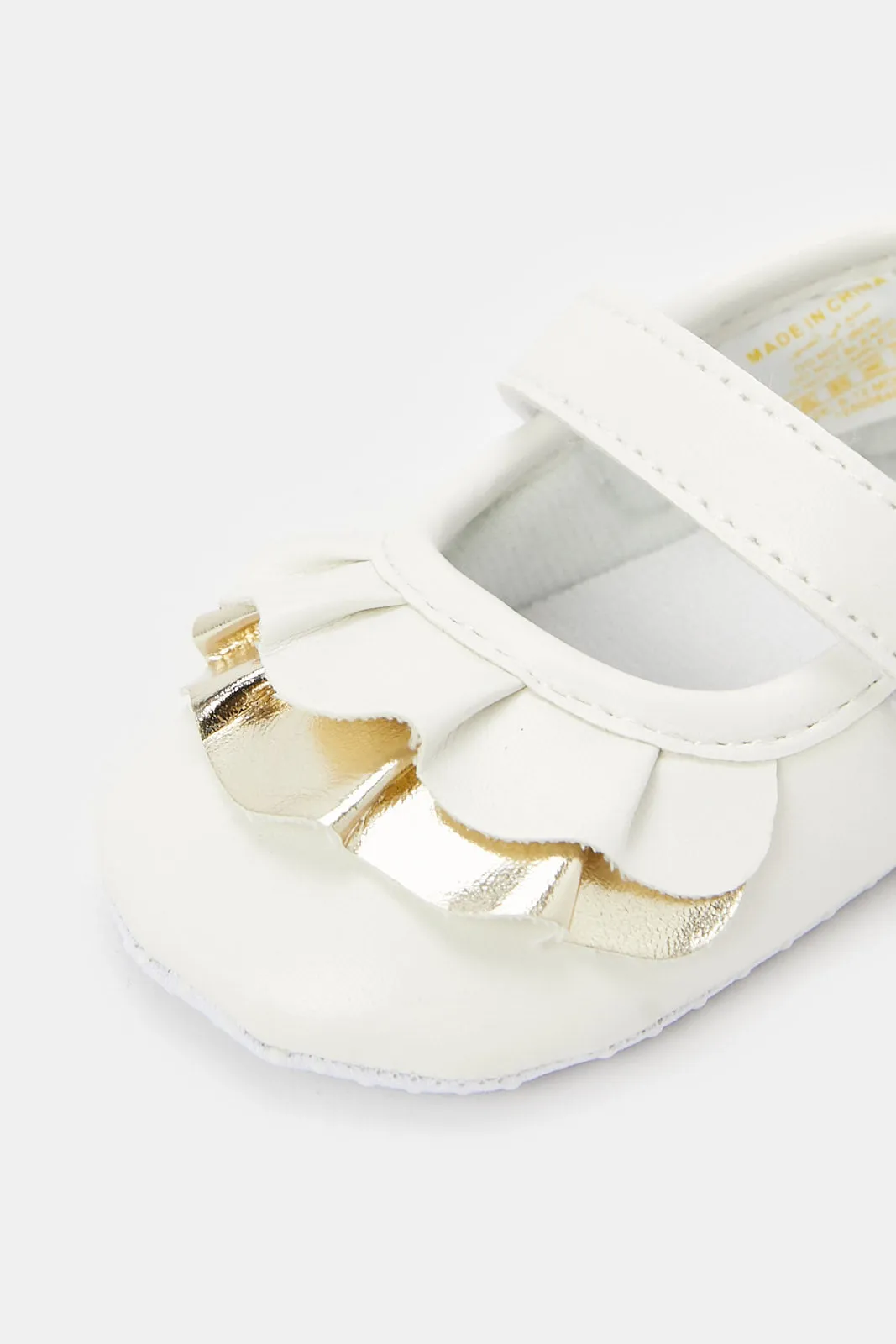 Baby White Embellished Pram Shoe