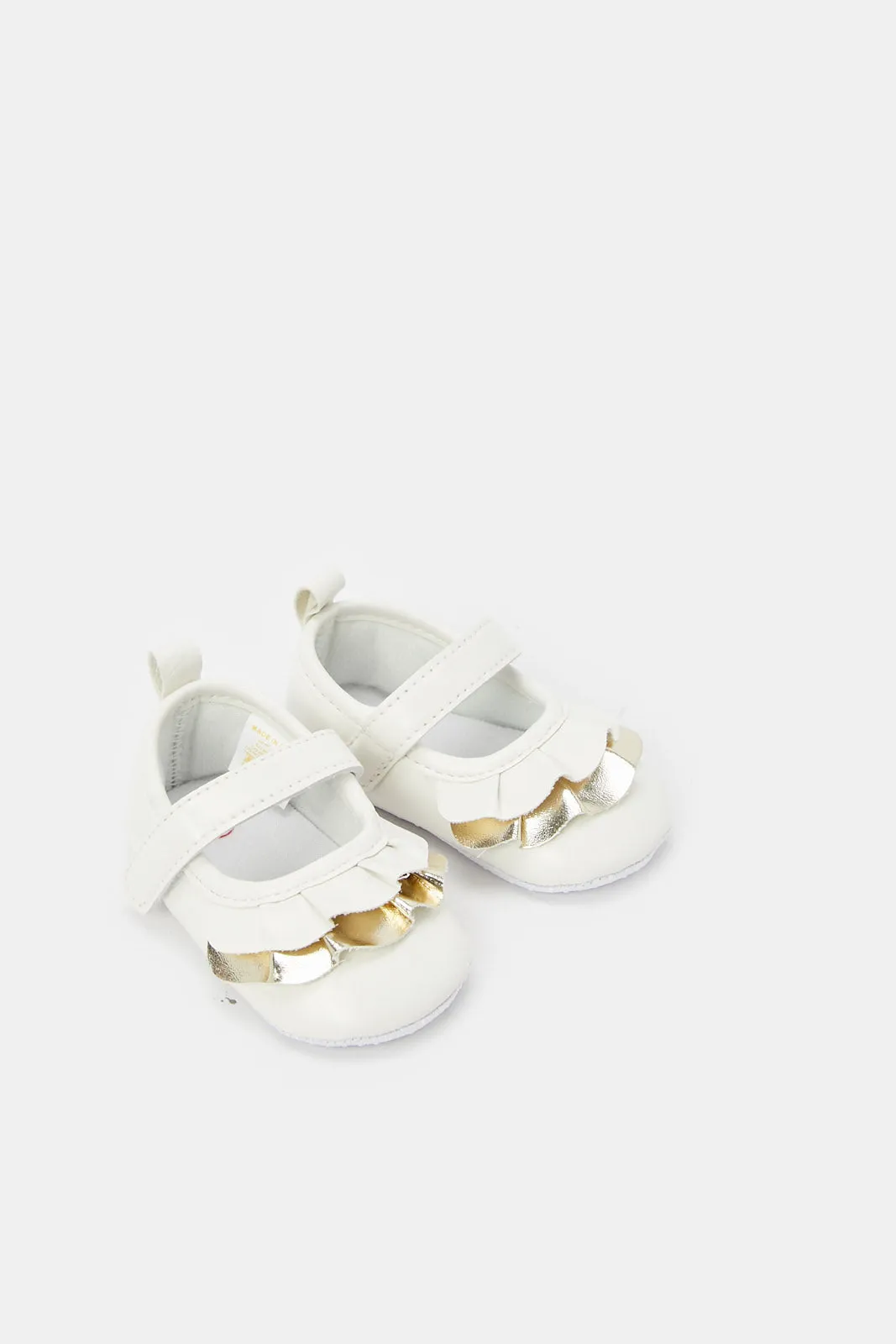 Baby White Embellished Pram Shoe