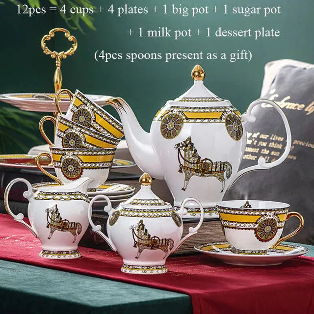 Elegant Luxury English Royal Court Style Hand Made Fine Porcelain Bone China Gold Plated Coffee and Tea Set 12 Pices