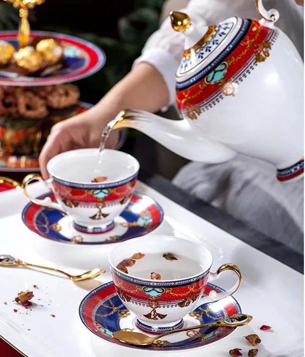 Elegant Luxury French Royal Style Hand Made Fine Porcelain Bone China Gold Plated Coffee and Tea Set To Serve 6 Stainless Steel High Shelf