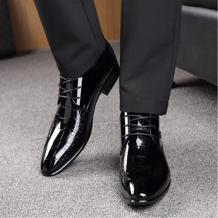 Men's Sleek Pointed Faux Crocodile Leather Dress Shoes