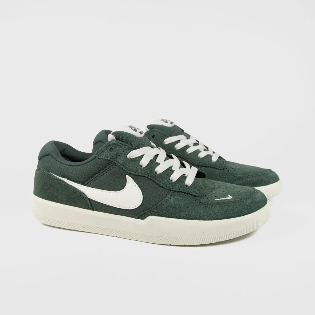 Nike SB - Force 58 Shoes - Vintage Green / Sail