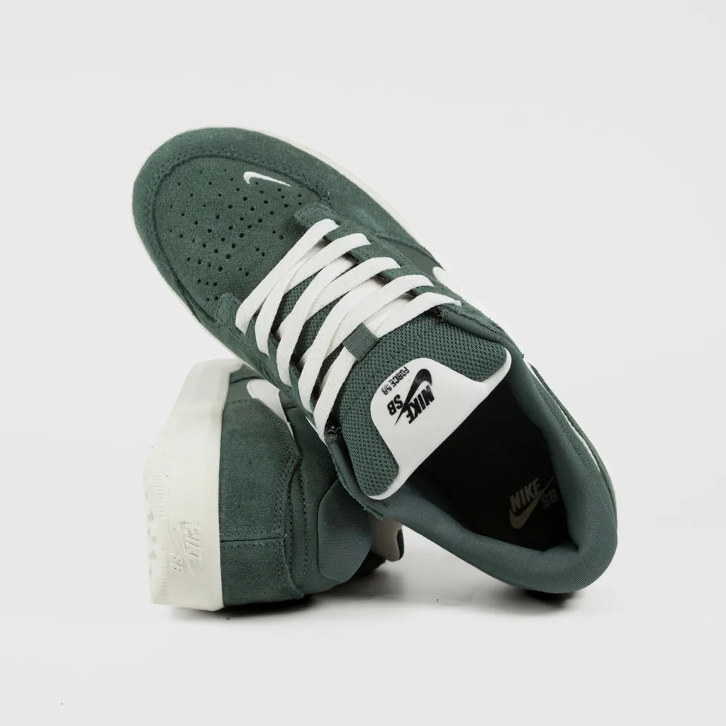 Nike SB - Force 58 Shoes - Vintage Green / Sail