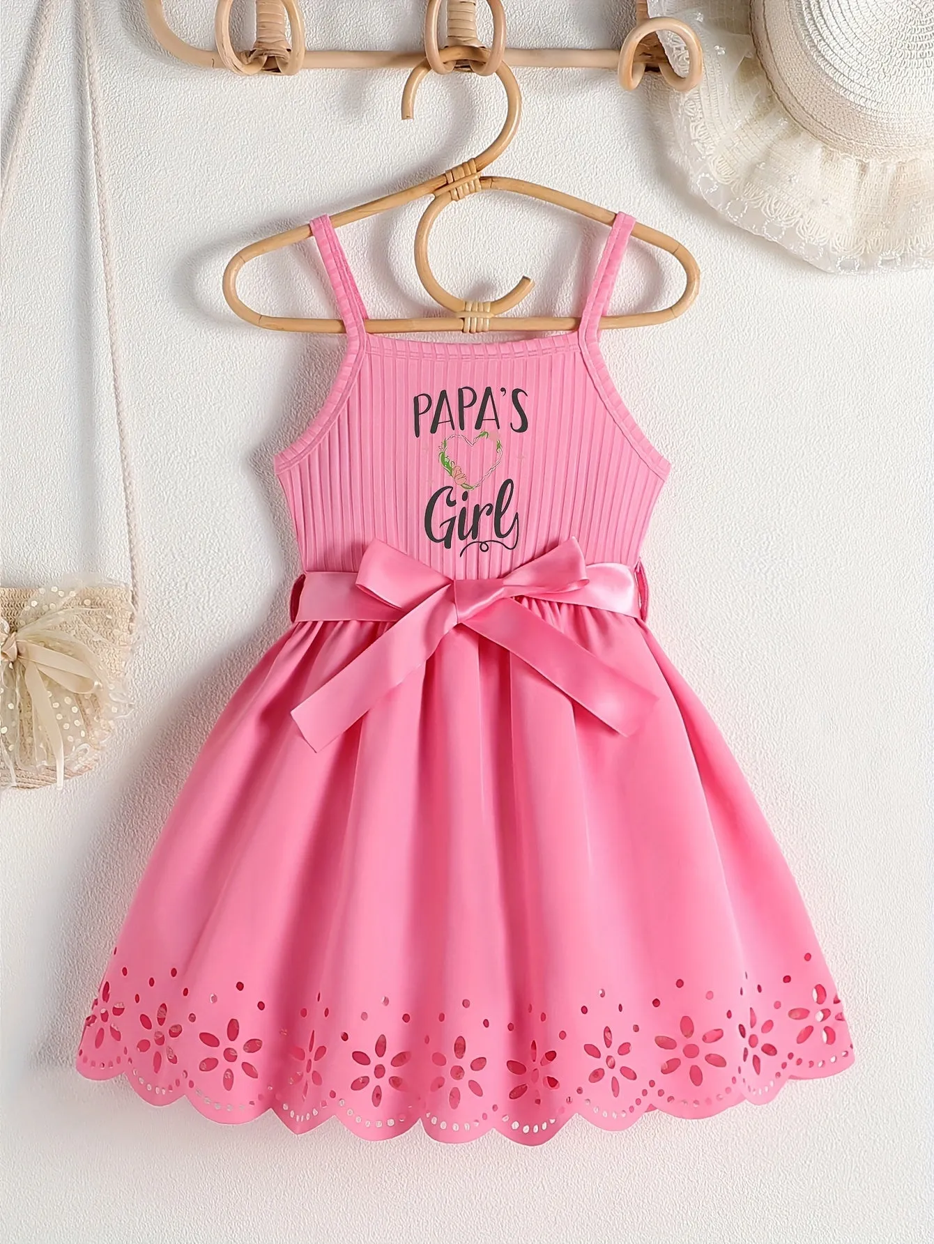 PAPA'S GIRL Print, Girl's Fashion Casual Summer Sleeveless Dress With Bow Belt And Hollow Out Design For Outdoor Wear