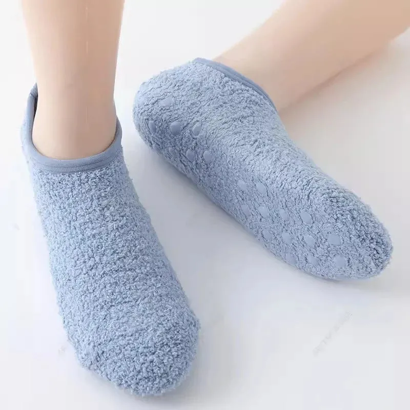 Sohiwoo Autumn Winter Indoor Home Yoga Practice Flooring Sock Dispensing Anti-Slip Thickened Plush Soft Coral Velvet Furry Sock Slippers