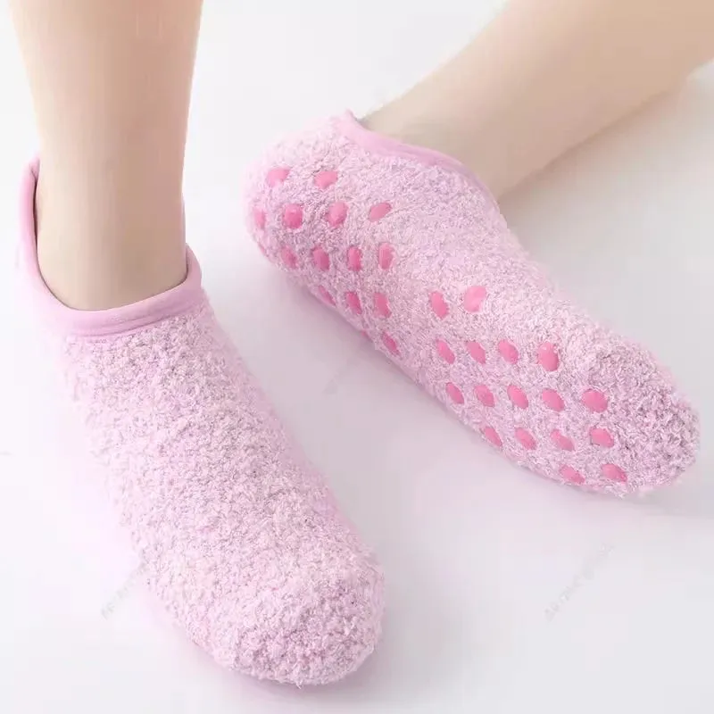 Sohiwoo Autumn Winter Indoor Home Yoga Practice Flooring Sock Dispensing Anti-Slip Thickened Plush Soft Coral Velvet Furry Sock Slippers