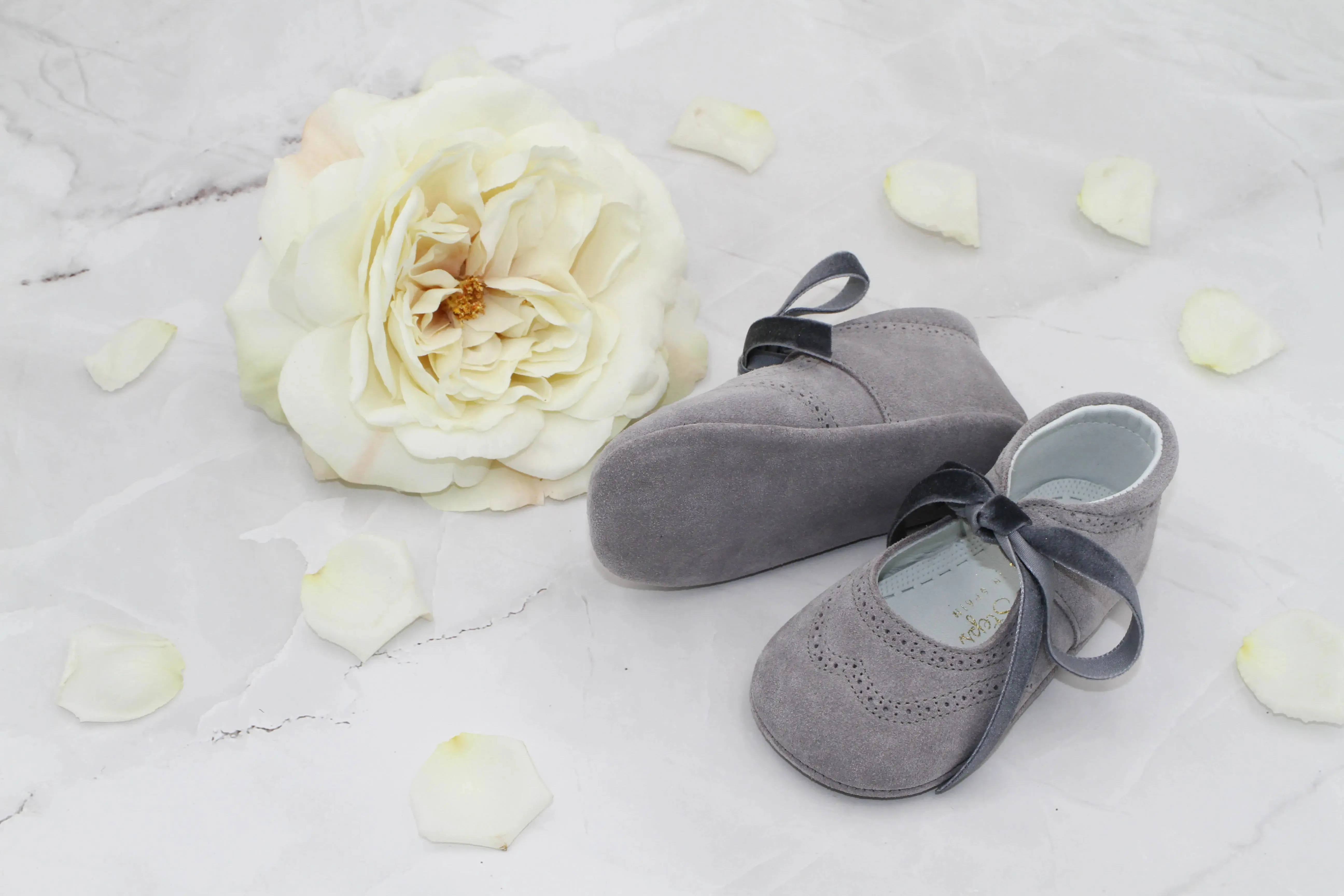 Verónica - Grey Suede Baby Mary Jane Shoes