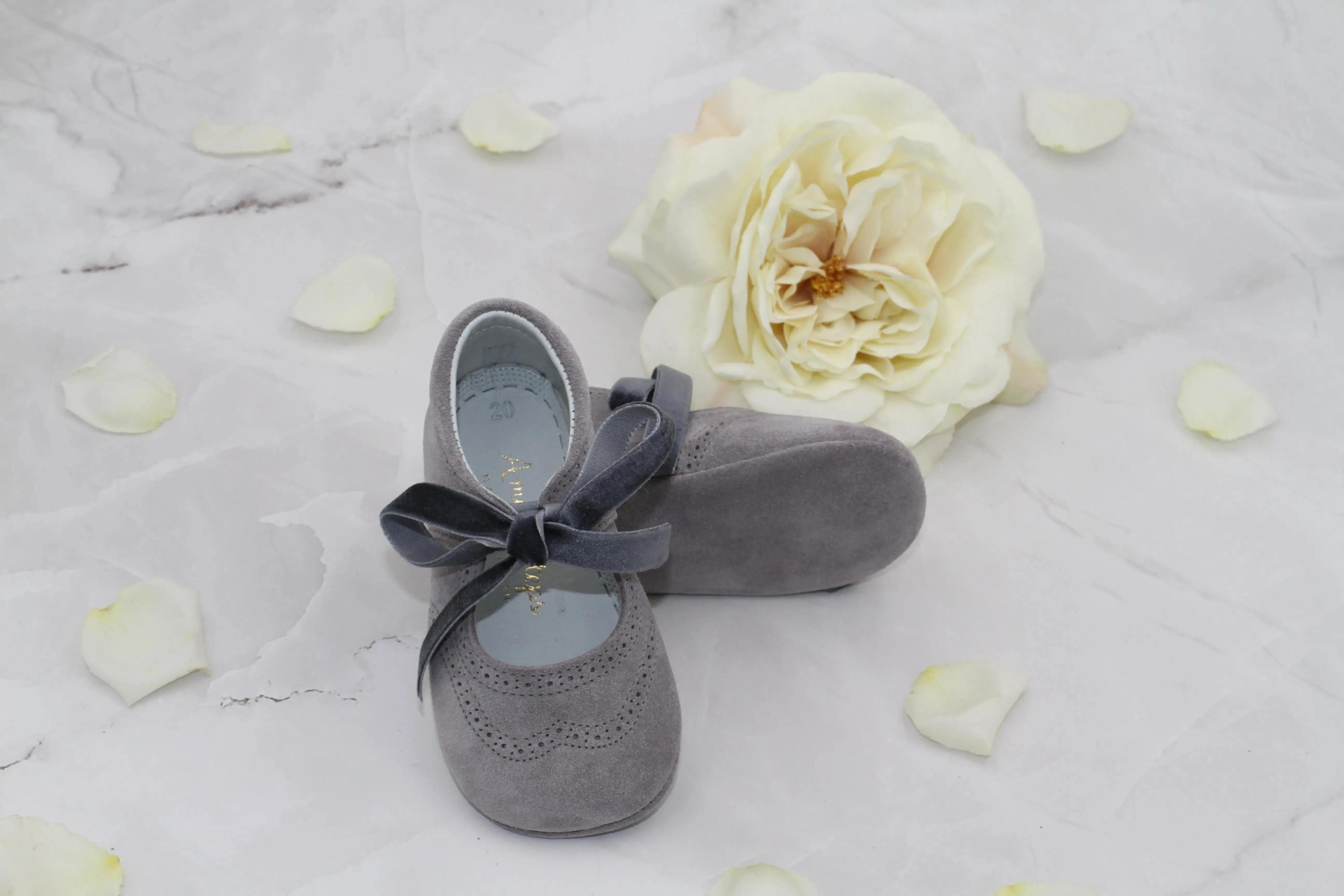 Verónica - Grey Suede Baby Mary Jane Shoes