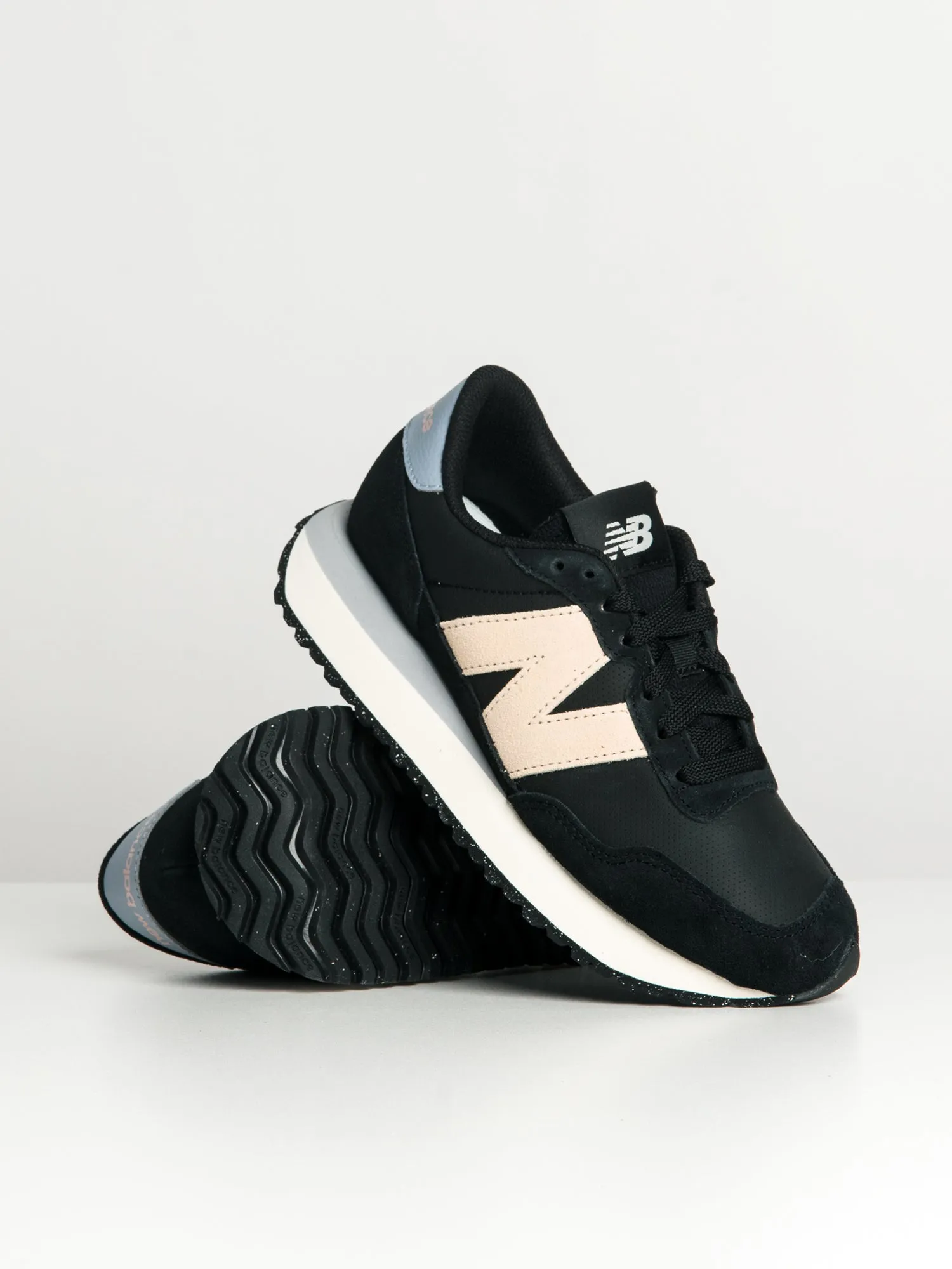 WOMENS NEW BALANCE THE 237 - CLEARANCE